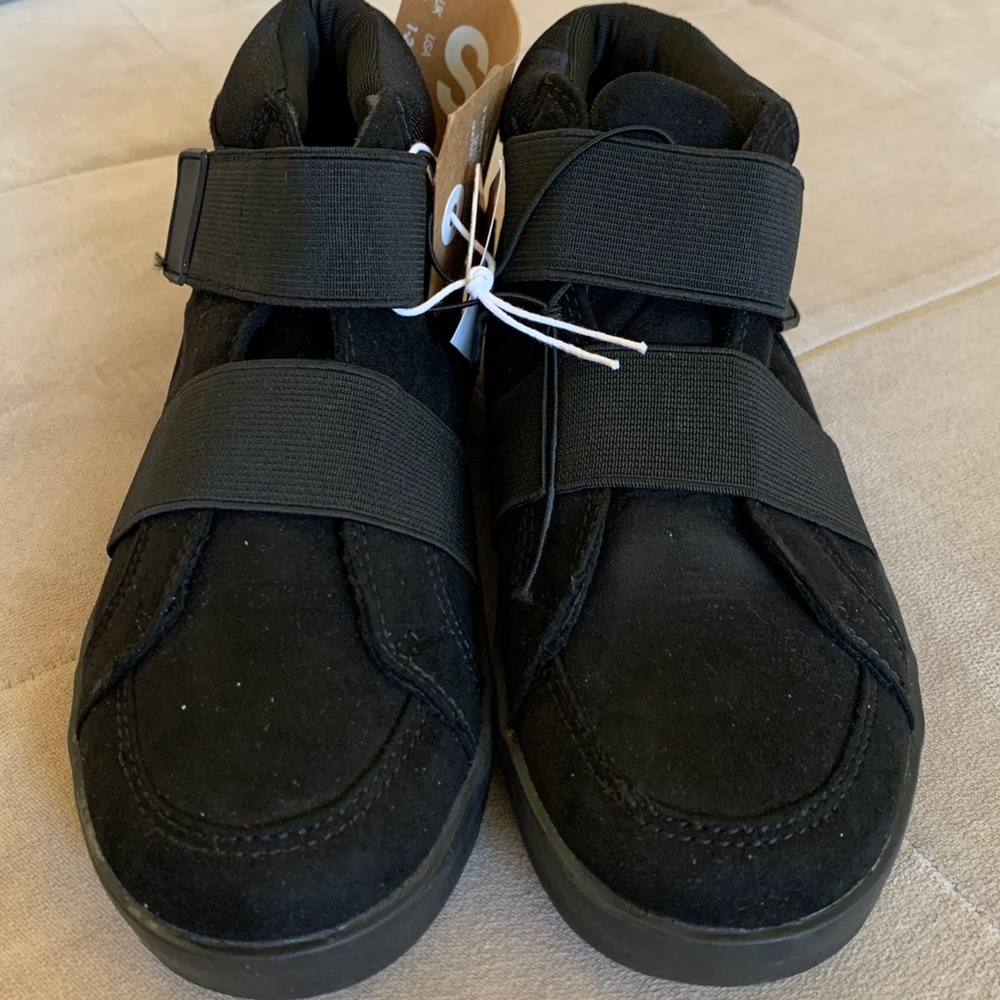 Cotton kids faux suede material black sneaker